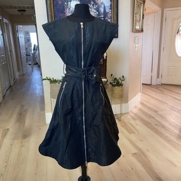 Marc Jacobs Dresses & Skirts - MARC JACOBS DRESS SIZE XS 2 US NEW $485